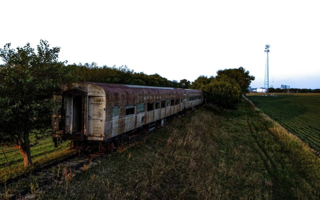 Group to Restore Historic Train Cars in Dickinson County